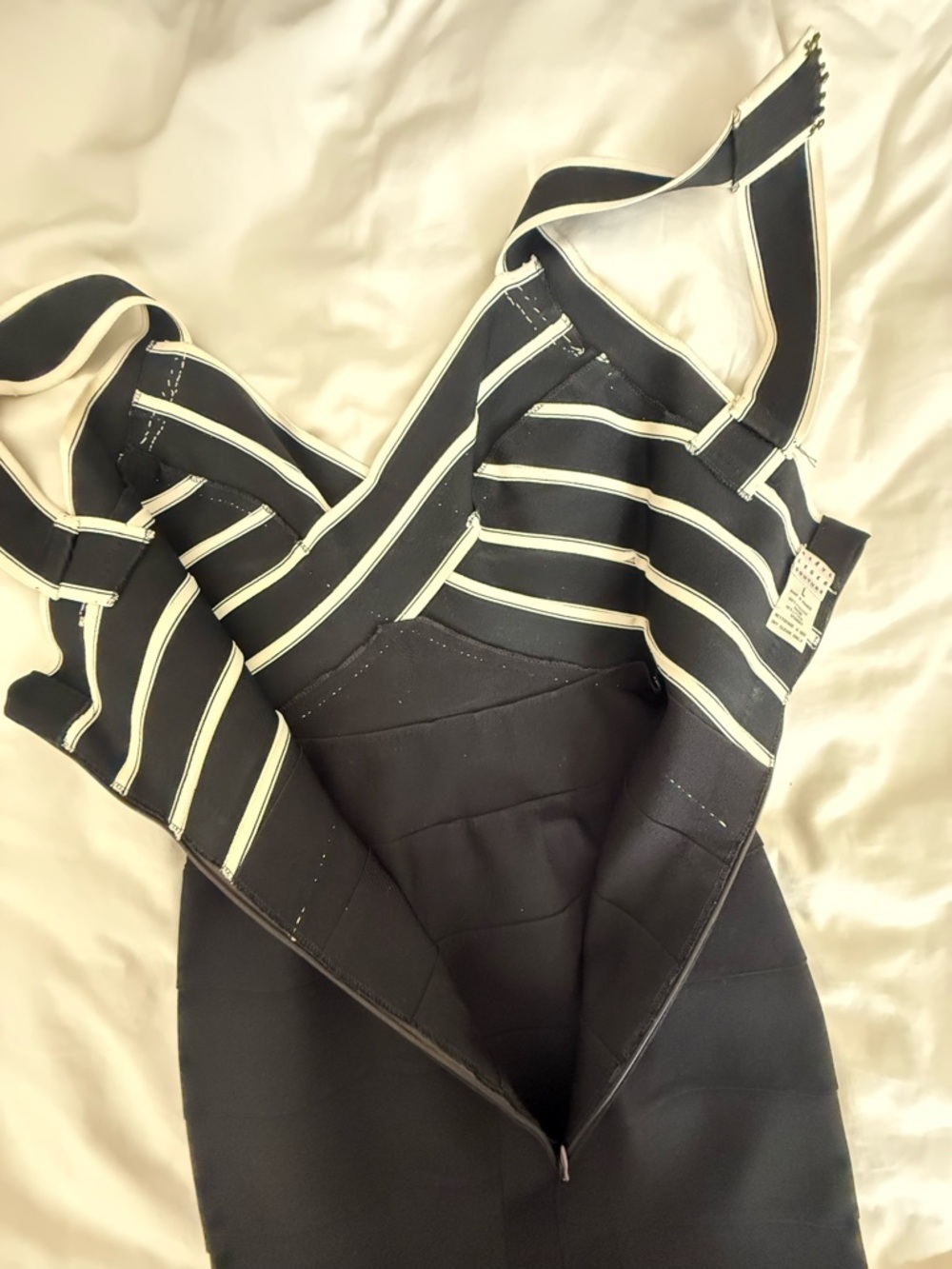 VINTAGE Herve Leger COUTURE! black and white bodycon dress from the 1990s. XS. - Picture 8 of 9